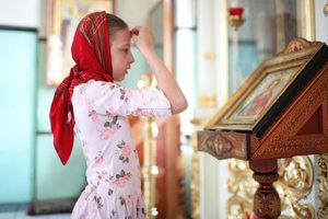 Как правильно креститься православным христианам