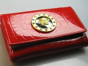 Красный кошелек